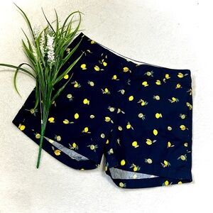 J. Crew Lemon Print 5" Classic Chino Short - Size 4 (30")